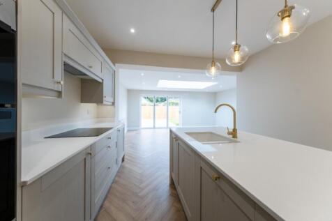 8 Oakfield Avenue-010.jpg