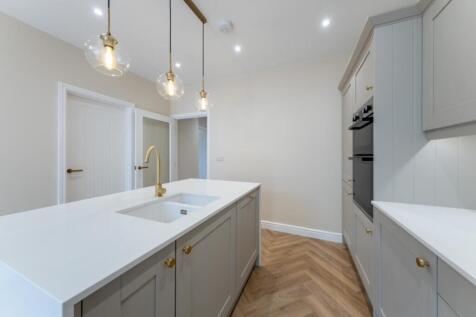 8 Oakfield Avenue-012.jpg