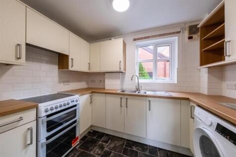 7 Rathbone Park-005.jpg
