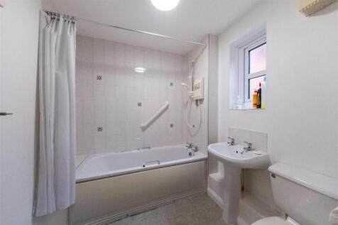 7 Rathbone Park-011.jpg