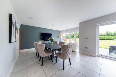 5 Grange Close-008.jpg