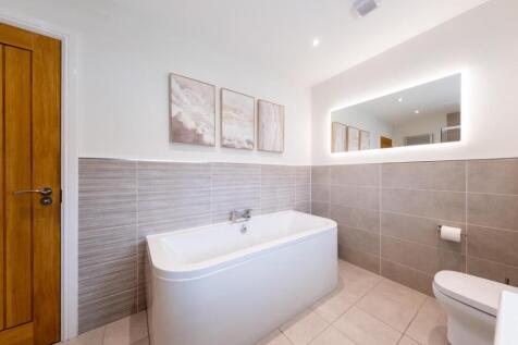5 Grange Close-054.jpg