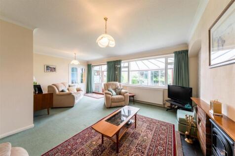 55 Peel Crescent-013.jpg