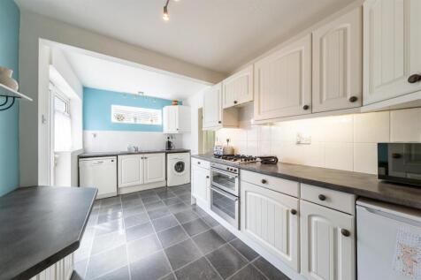 55 Peel Crescent-001.jpg