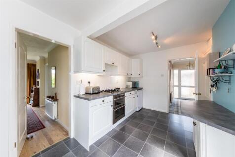 55 Peel Crescent-003.jpg