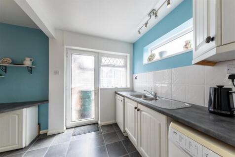 55 Peel Crescent-004.jpg