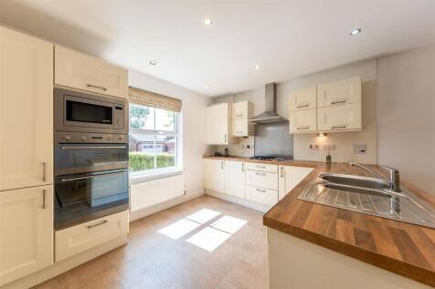 9 Oswalds Way-002.jpg