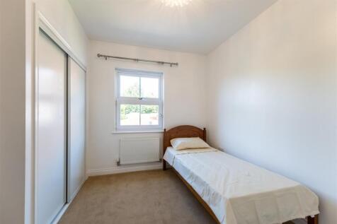 9 Oswalds Way-022.jpg