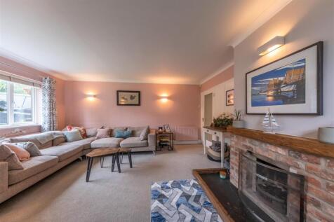 10 Walkers Lane-017.jpg