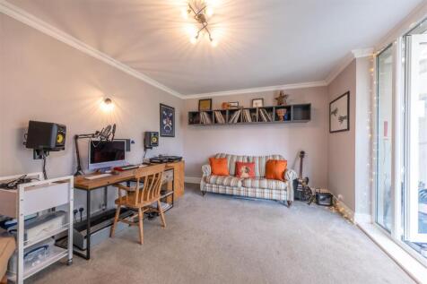 10 Walkers Lane-008.jpg