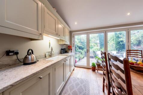 Forest Hill Cottage-005.jpg