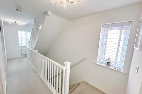 31 Sandstone Lane - 06.jpeg