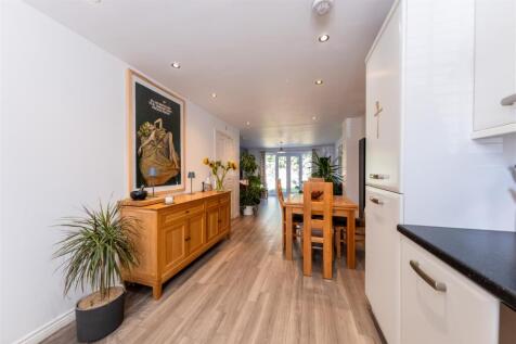 12 Sandstone Lane--003.jpg
