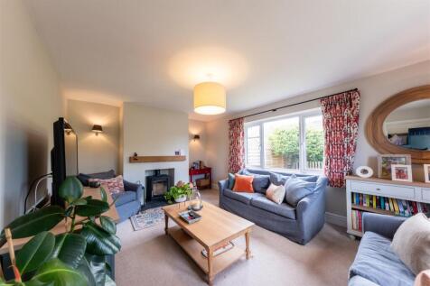 10 Abbotts Road-010.jpg