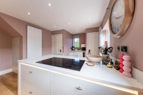 10 Abbotts Road-008.jpg