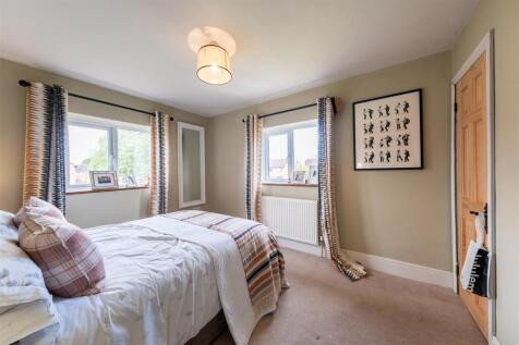 10 Abbotts Road-022.jpg