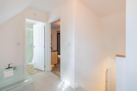 19 Tiresford Close-37.jpg