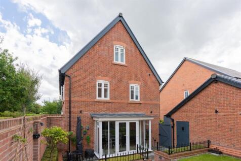 19 Tiresford Close-42.jpg