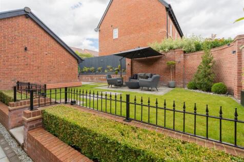 19 Tiresford Close-39.jpg