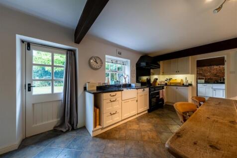 1 Brownhills Barn-007.jpg