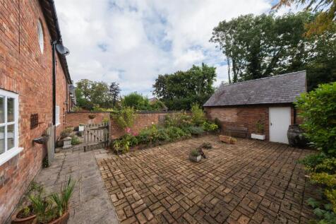 1 Brownhills Barn-055.jpg