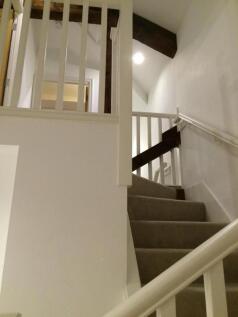 Apartment 6, 74 New Briggate - 11.JPG