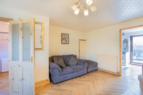1 Oathills Drive-6.jpg
