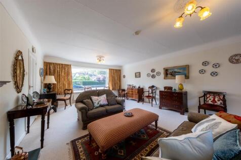 3 Badgers Close-019.jpg