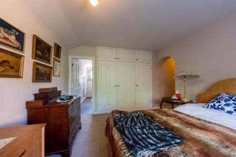 3 Badgers Close-022.jpg