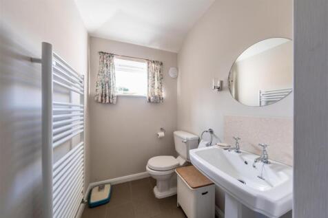 3 Badgers Close-023.jpg