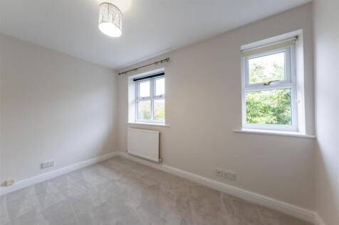 11 Brookfield Close-011.jpg