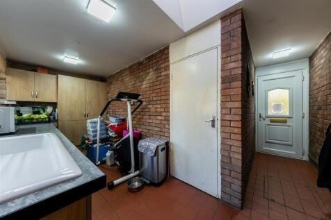 10 Guilden Green-007.jpg