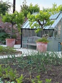 Walled Garden 2.jpeg