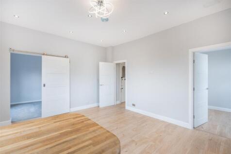 54 High Street 6-7.jpg