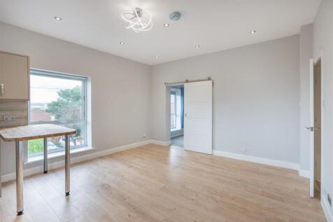 54 High Street 6-6.jpg
