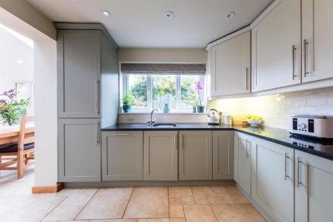 25 Walkers Lane-002.jpg