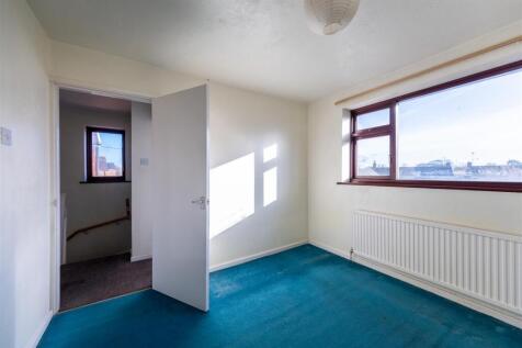 12b Eaton Road-014.jpg