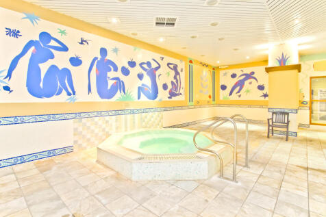 Jacuzzi
