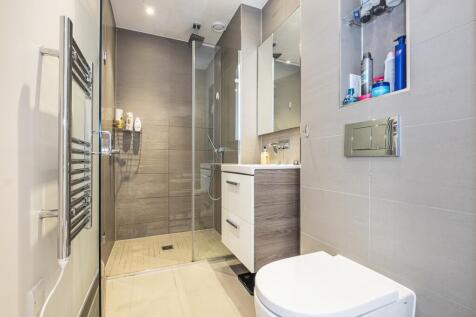 96 Northway House-12