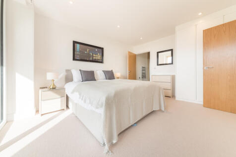Bedroom 1a