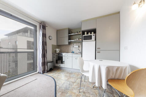 Lounge - Alternate V