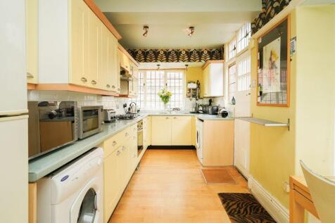 Property Image 8