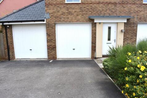 Garage &amp; Parking
