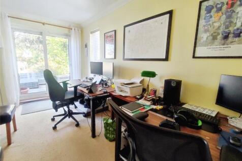 Office/Bedroom 4