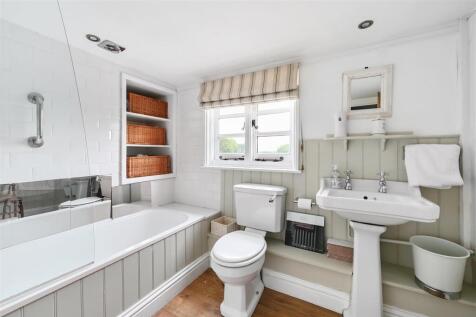 46 HIGH STREET - ROLVENDEN - TN174LN (8).jpg