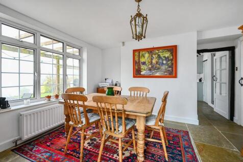 OLD VICARAGE - ME174AW (44).jpg
