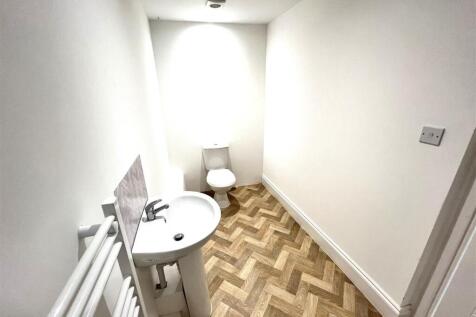 Ground Floor Shower Room1.jpeg