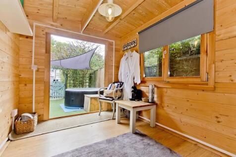 cabin2.jpg