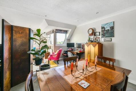 10 ELMFIELD COURT - TN306RH (4).jpg