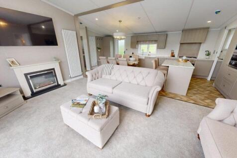 Highagte Open Plan Lounge.jpg